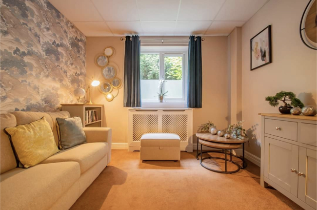 Rose Court lounge area